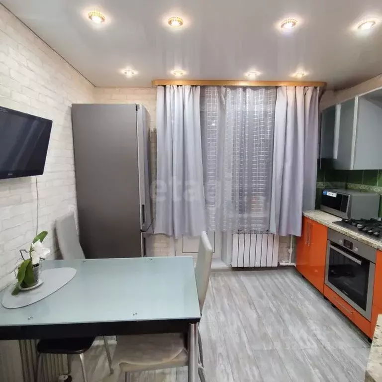 2-к кв. Костромская область, Нерехта ул. Карла Либкнехта, 18 (53.2 м) - Фото 1