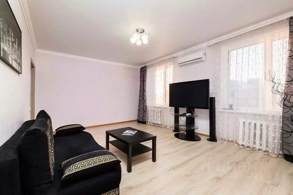 2-к кв. Татарстан, Казань ул. Тихомирнова, 1 (85.0 м) - Фото 1