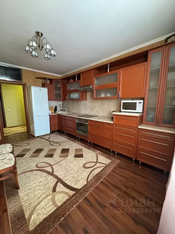 2-к кв. Белгородская область, Старый Оскол Буденного мкр, 16 (70.0 м) - Фото 1