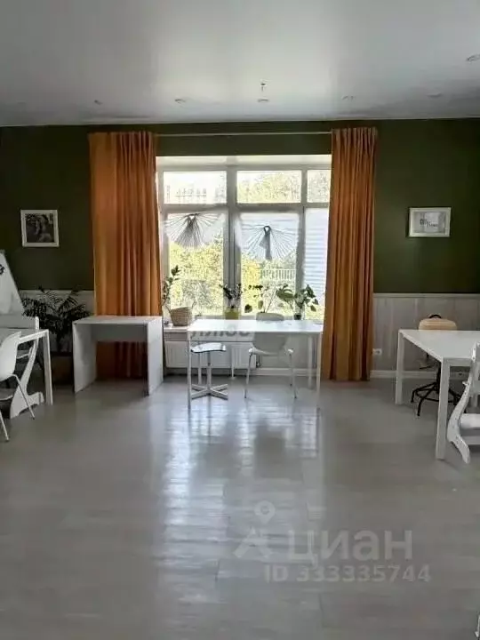 Помещение свободного назначения в Татарстан, Казань ул. Азата ... - Фото 1