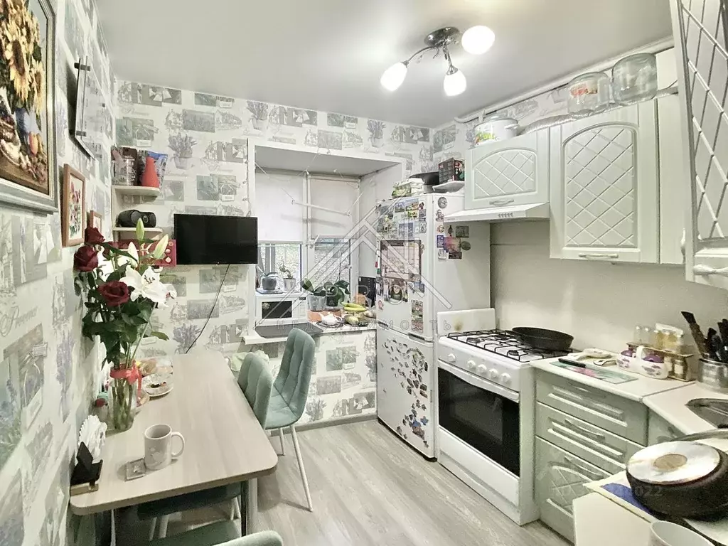 2-к кв. Ярославская область, Ярославль ул. Нефтяников, 12 (38.5 м) - Фото 1