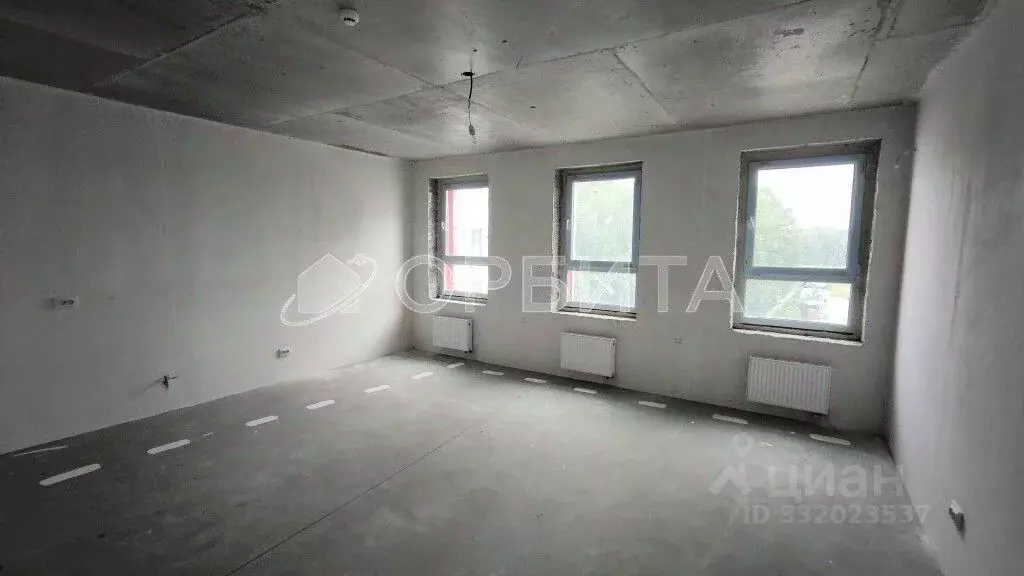 2-к кв. Тюменская область, Тюмень Рощино мкр, ул. Александра ... - Фото 1