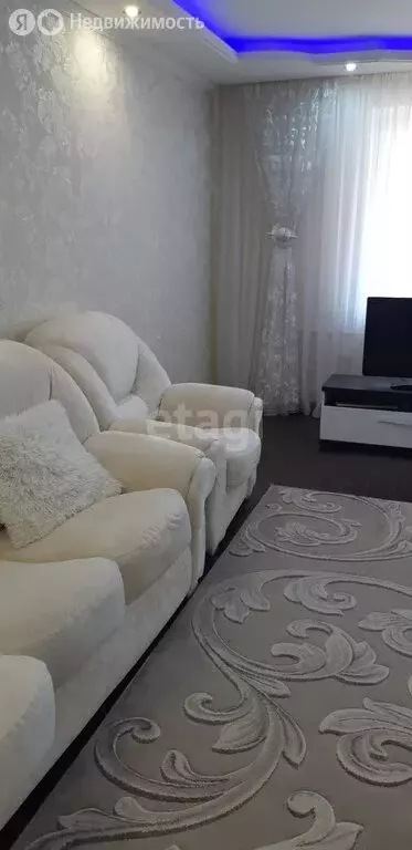 2-комнатная квартира: Курск, улица Чернышевского, 72 (53 м) - Фото 0