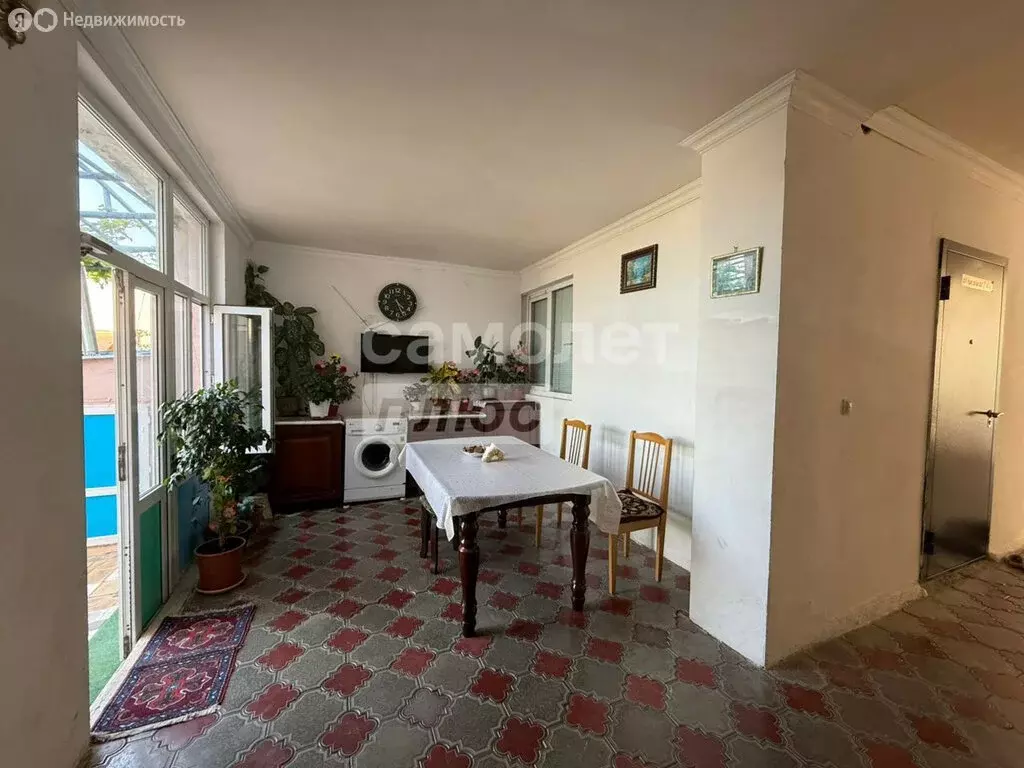Дом в Тарки, Таркинская улица (600 м) - Фото 0