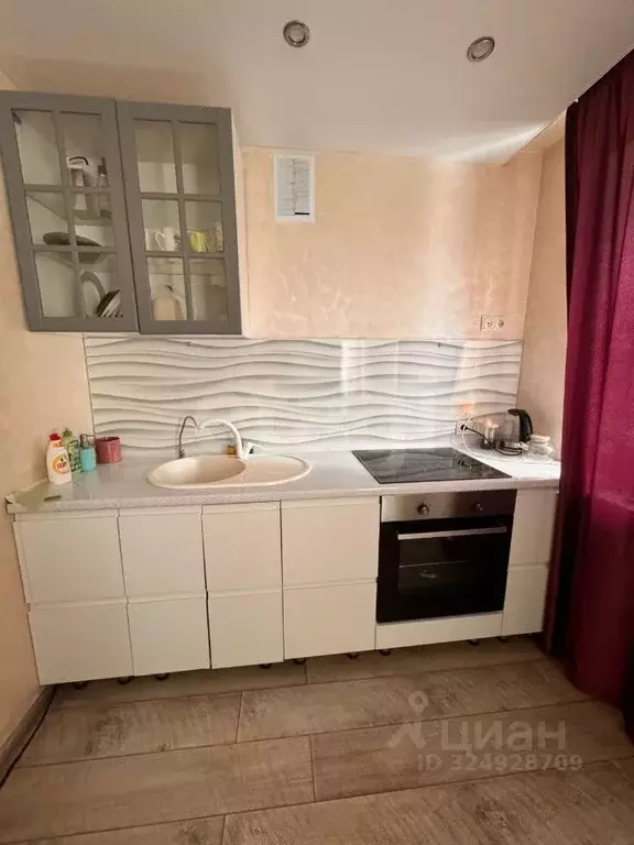 1-к кв. Тюменская область, Тюмень ул. Льва Толстого, 5 (43.0 м) - Фото 2