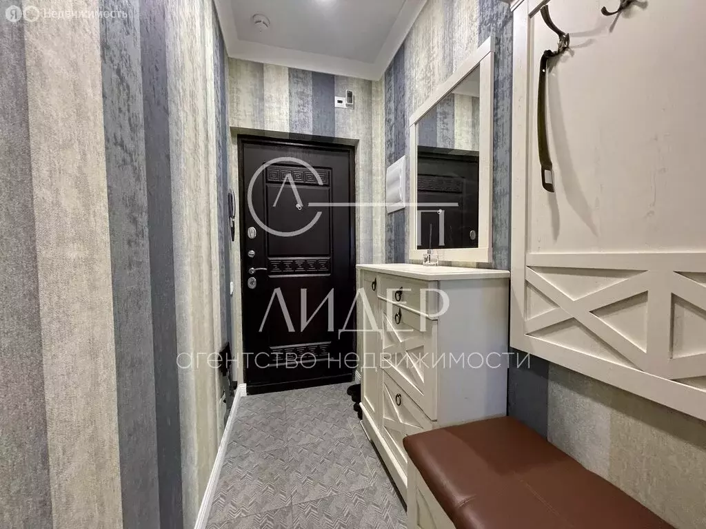 1-комнатная квартира: Сочи, микрорайон Бытха, улица Бытха, 41/1 (54.6 ... - Фото 1