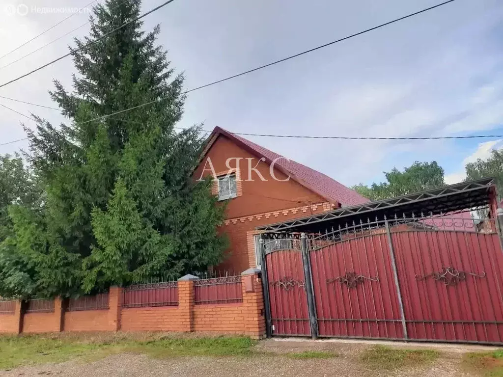 Дом в Ишимбай, улица Худайбердина (100 м) - Фото 1