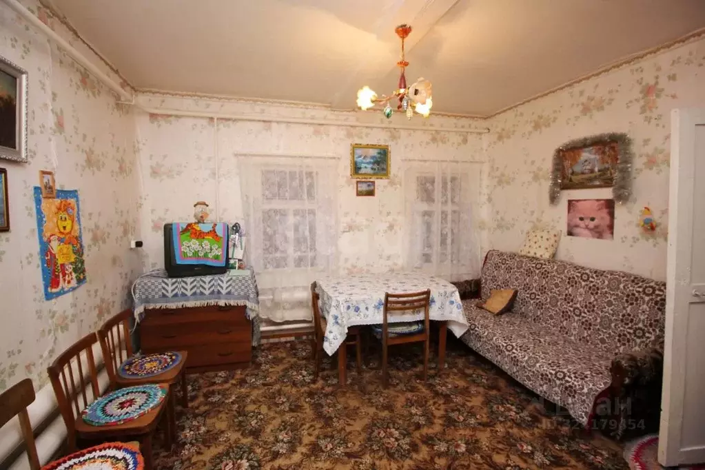 Дом в Вологодская область, Шекснинский муниципальный округ, д. ... - Фото 1