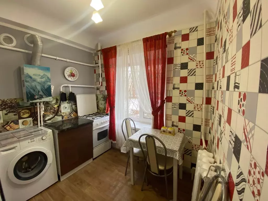1-к кв. Ростовская область, Новочеркасск Буденновская ул., 235 (30.0 ... - Фото 1