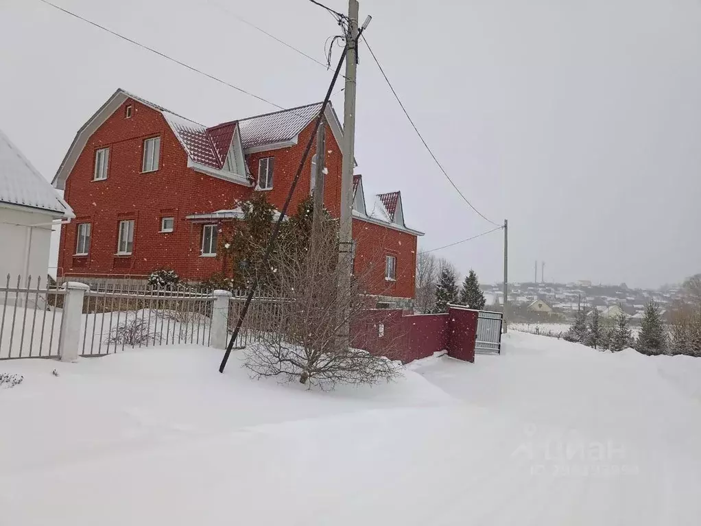 Дом в Башкортостан, Октябрьский Отрадная ул., 73А (456 м) - Фото 1
