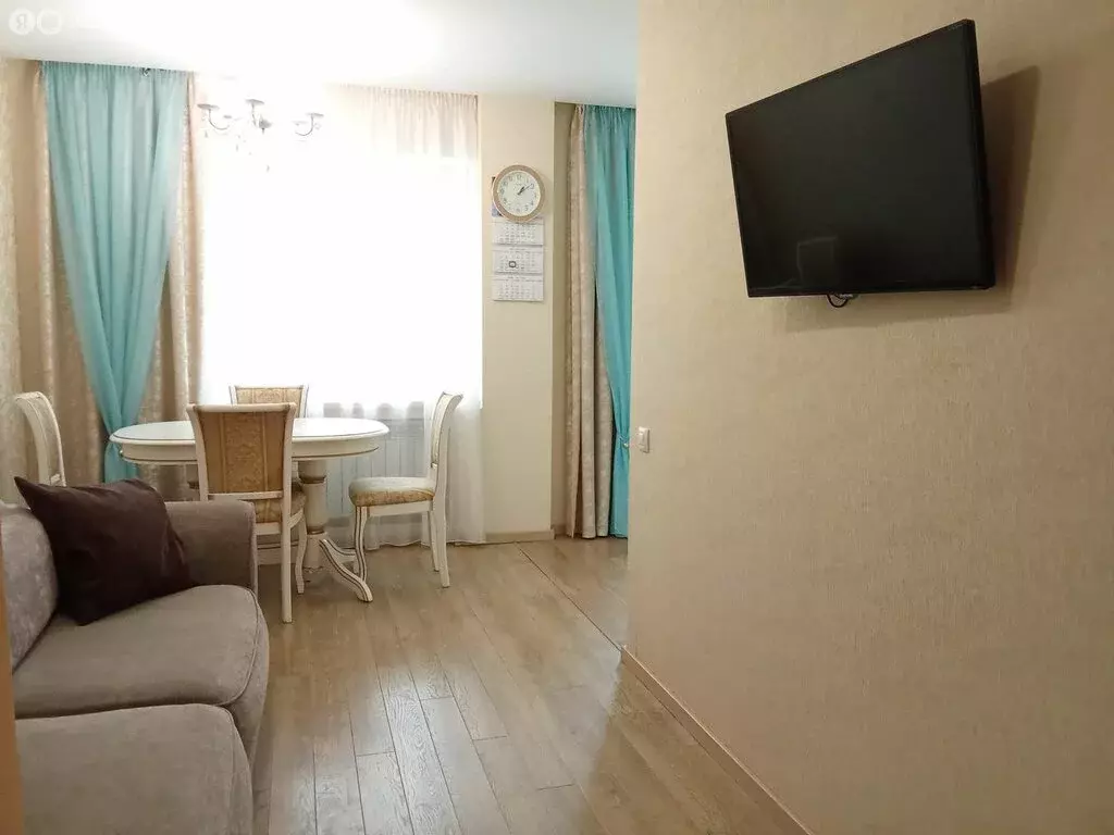 3-комнатная квартира: Киров, улица Некрасова, 24 (59 м) - Фото 0