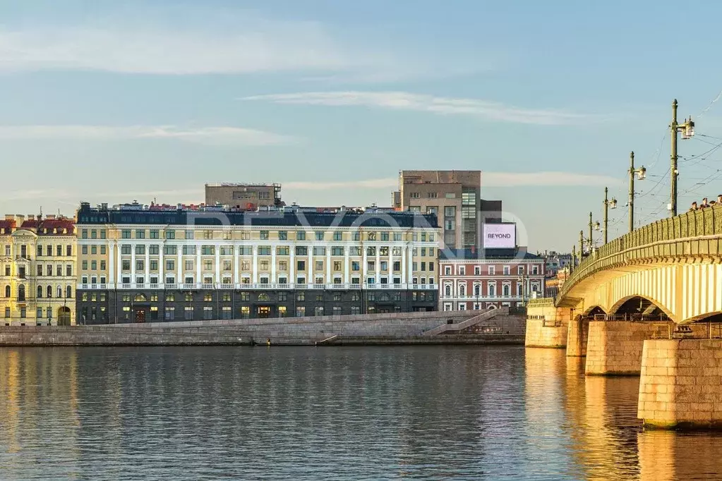 6-к кв. Санкт-Петербург наб. Воскресенская, 32 (415.0 м) - Фото 1