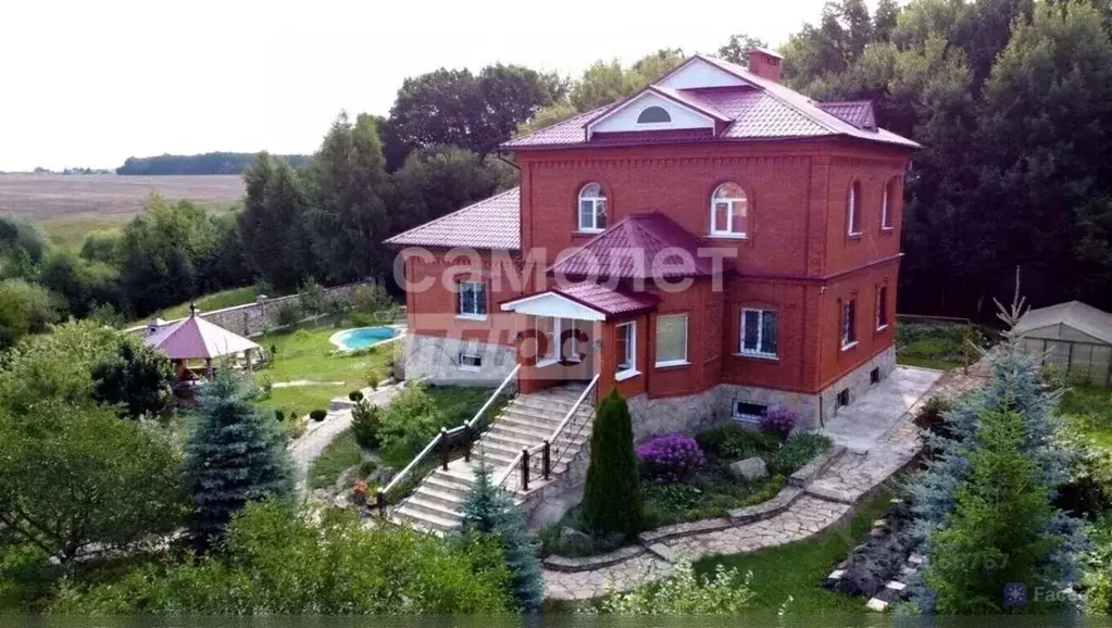 Дом в Татарстан, с. Высокая Гора ул. 2-я Степная, 57 (220 м) - Фото 1