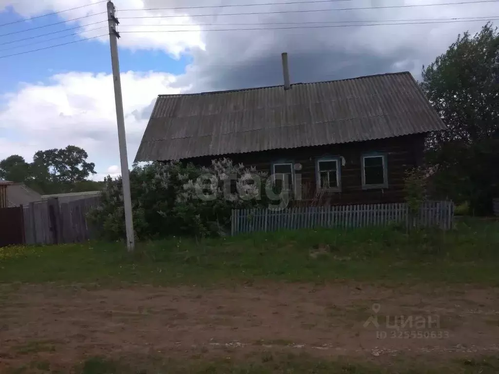 Дом в Удмуртия, Якшур-Бодьинский район, с. Чур, пос. Березка  (32 м) - Фото 1