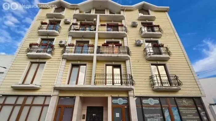 5-комнатная квартира: Евпатория, улица Дмитрия Ульянова, 68В (161.8 м) - Фото 1