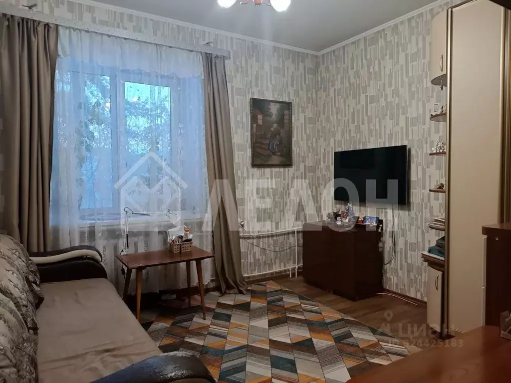 2-к кв. Омская область, Омск ул. Орджоникидзе, 279 (48.8 м) - Фото 1