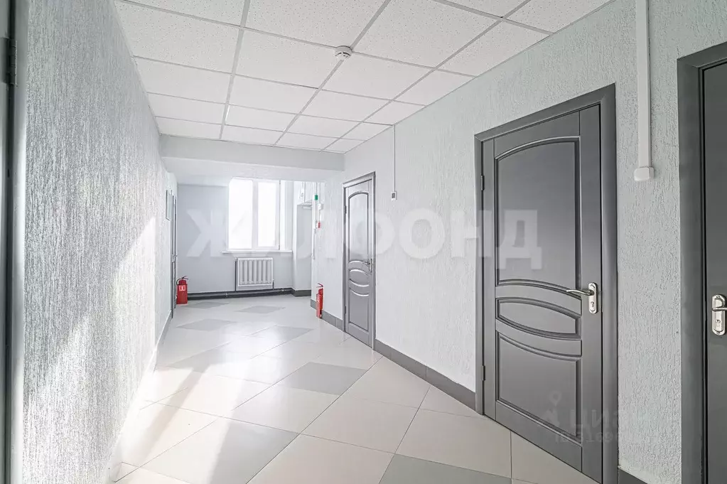 Офис в Новосибирская область, Новосибирск Бердское ш., 61 (90 м) - Фото 0