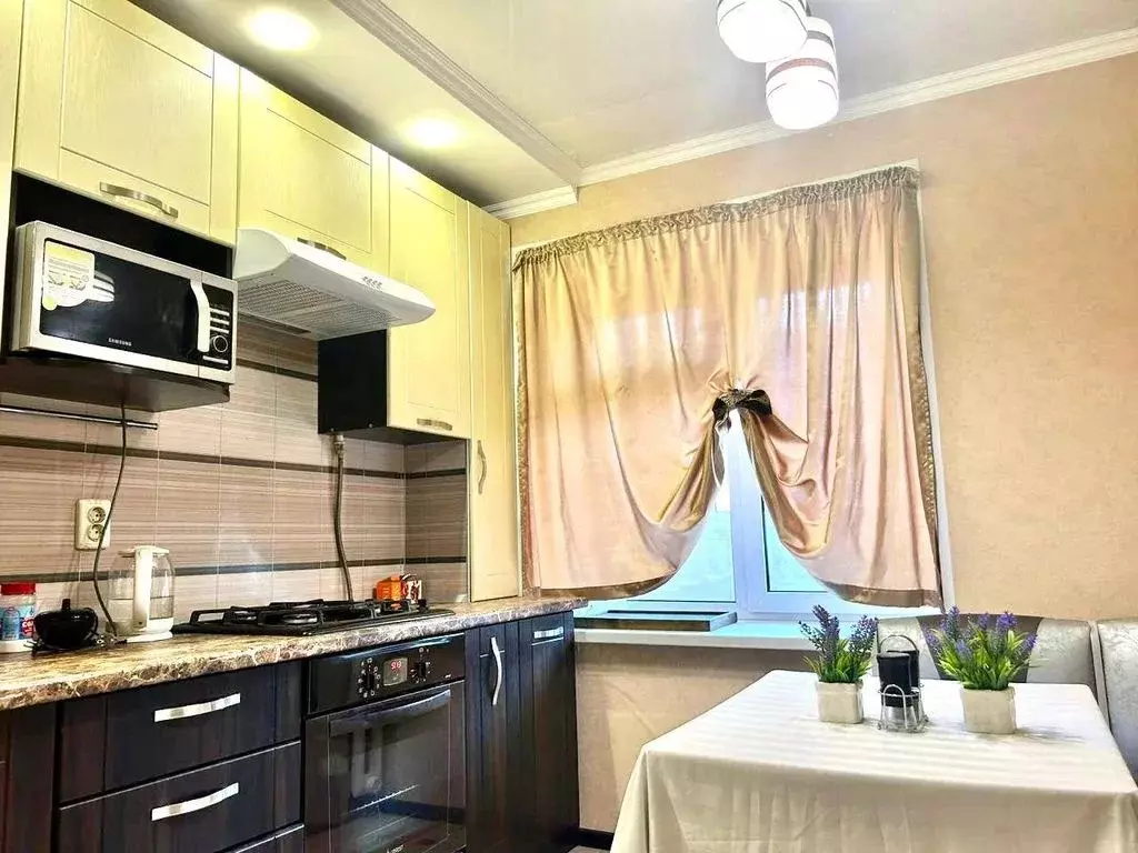 1-к кв. Татарстан, Альметьевск ул. Шевченко, 166 (60.0 м) - Фото 2