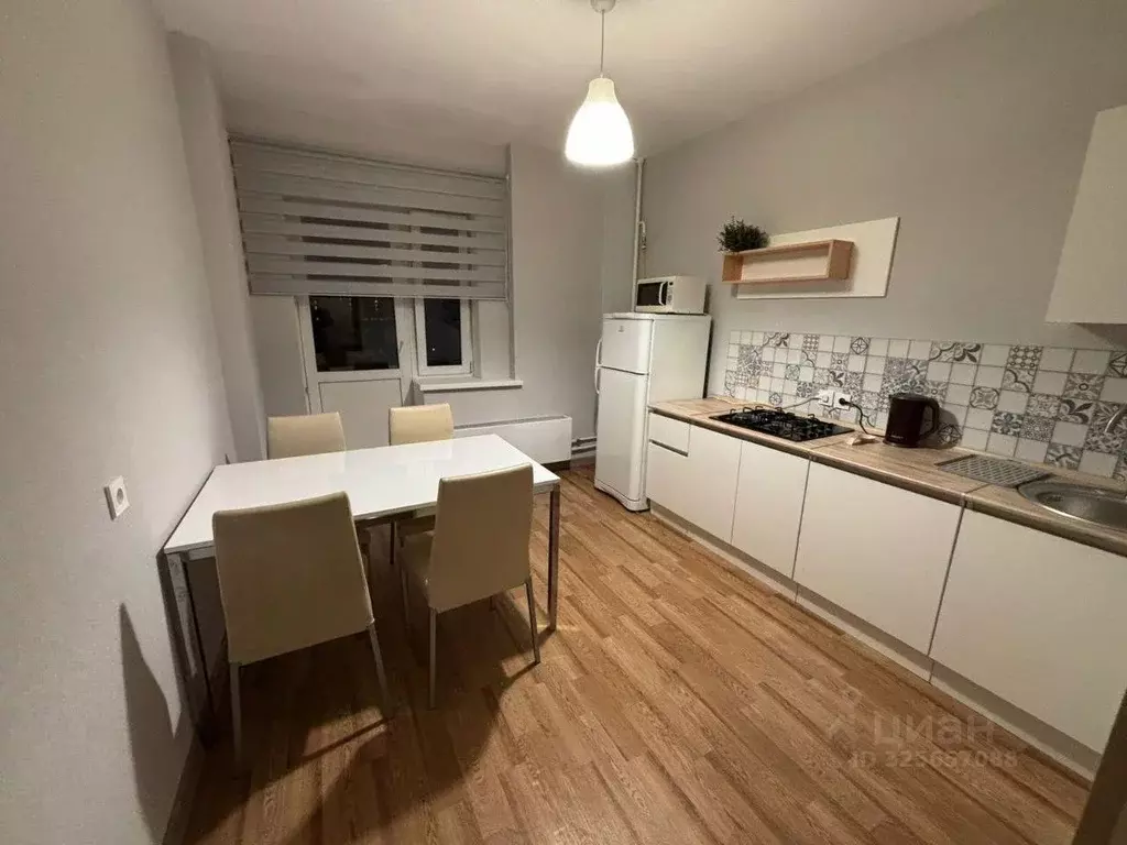 1-к кв. Татарстан, Казань ул. Гарифа Ахунова, 2 (43.0 м) - Фото 1