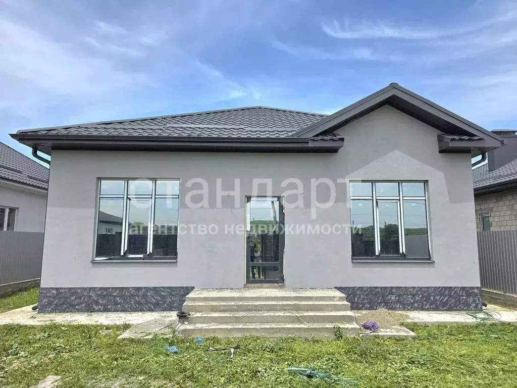 Дом в Ставропольский край, Ессентуки ул. Имени Рыбникова (118 м) - Фото 1