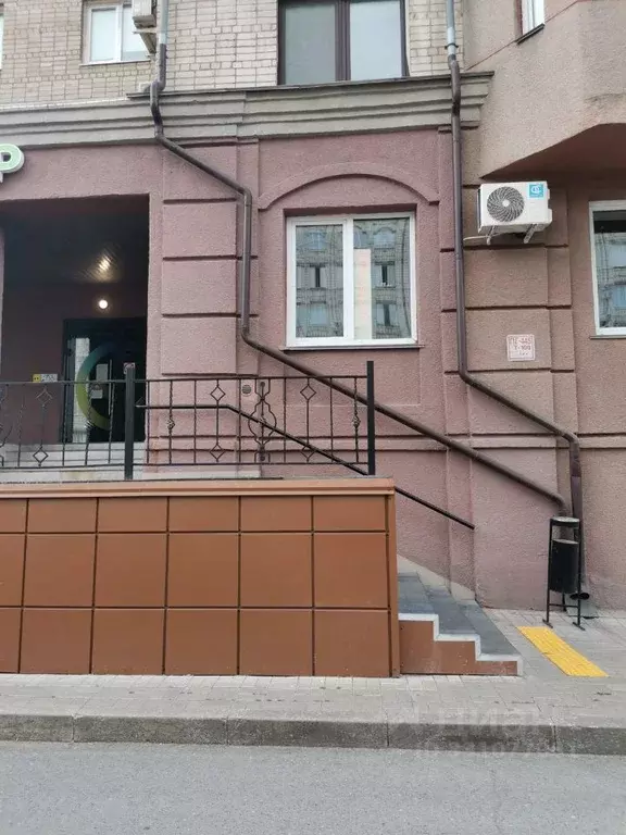 Помещение свободного назначения в Омская область, Омск Тарская ул., 22 ... - Фото 1
