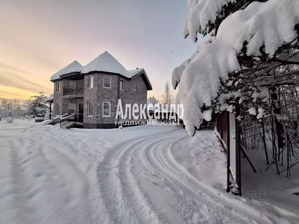 Коттедж в Ленинградская область, Кировский район, пос. Мга пер. ... - Фото 1