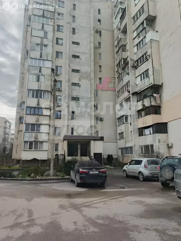 1-комнатная квартира: Севастополь, улица Адмирала Фадеева, 1А (44 м) - Фото 1