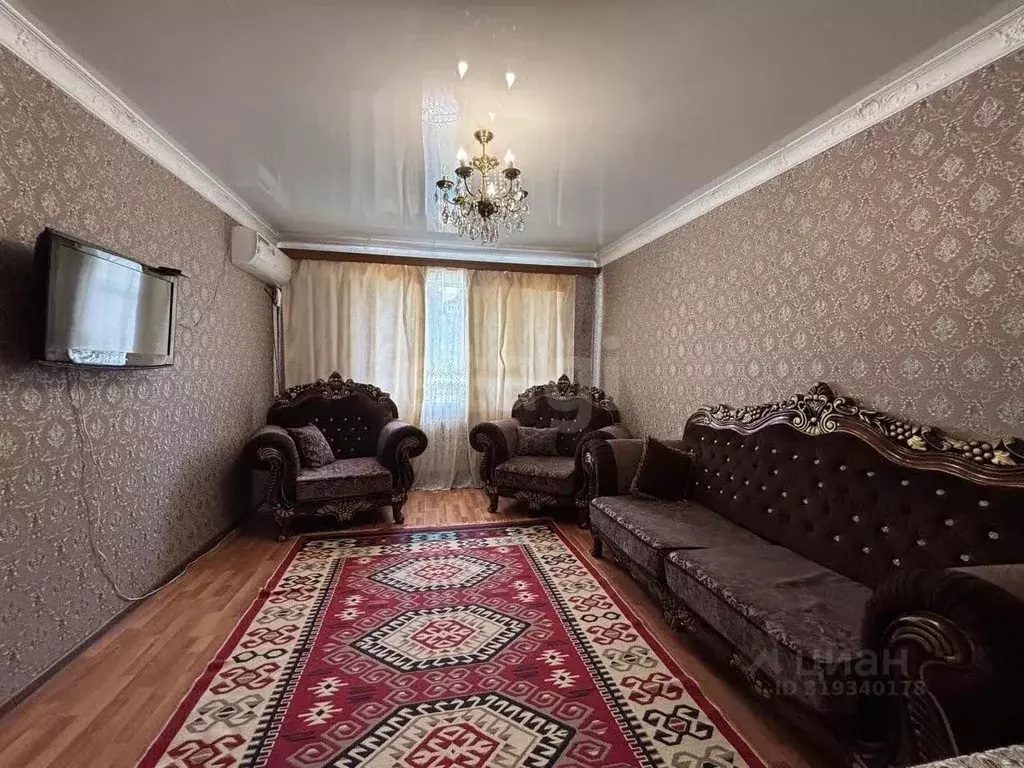 2-к кв. Дагестан, Каспийск ул. Ленина, 76 (58.0 м) - Фото 0