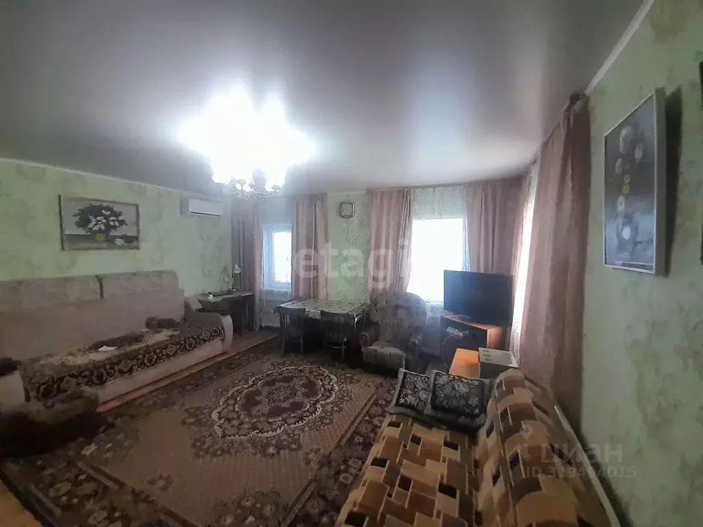 Дом в Саратовская область, Балашовский район, Родничковское ... - Фото 1