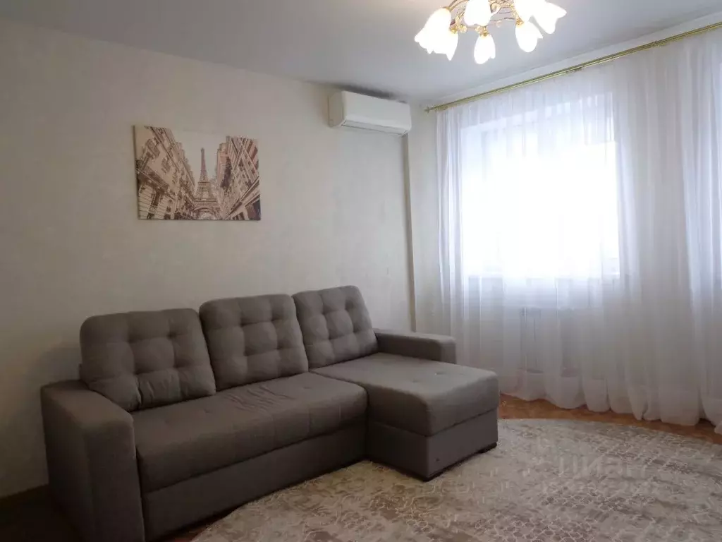 2-к кв. Омская область, Омск бул. Архитекторов, 2 (62.0 м) - Фото 0