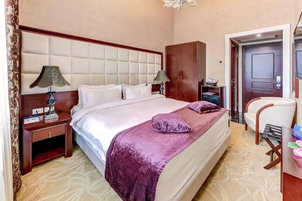 Комната Санкт-Петербург ул. Восстания, 19 (14.0 м) - Фото 0