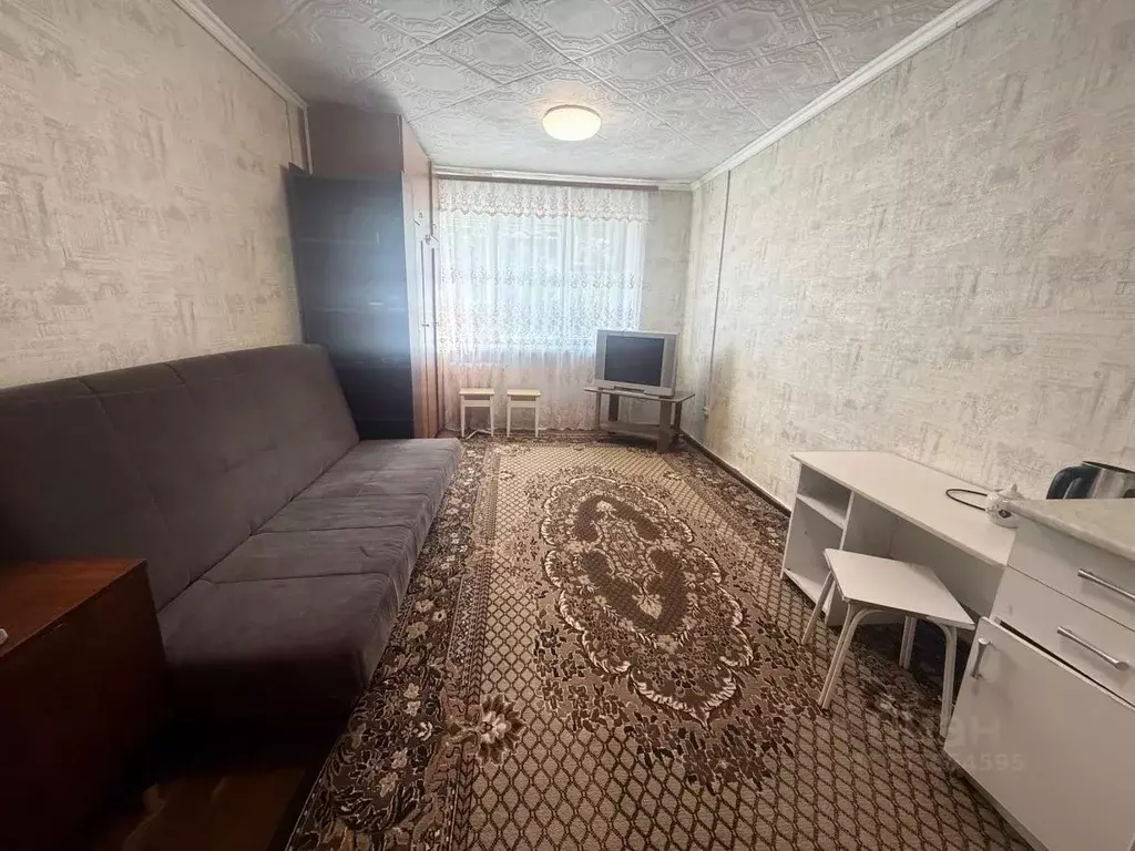 Комната Омская область, Омск просп. Мира, 28а (11.2 м) - Фото 1
