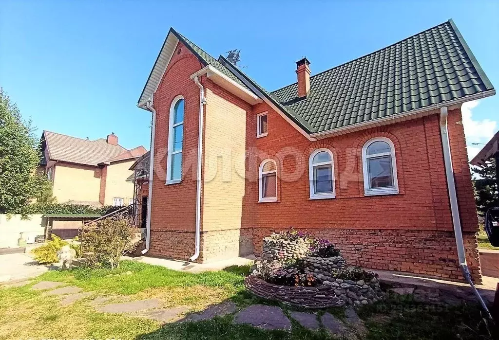 Дом в Хакасия, Абакан Западная ул. (315 м) - Фото 1