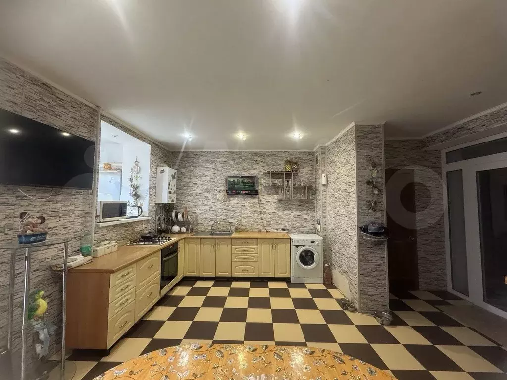 4-к. квартира, 149 м, 1/5 эт. - Фото 1