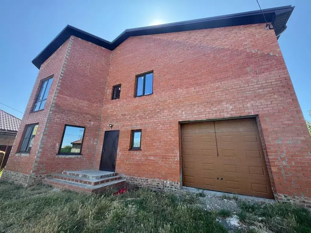 Дом в Краснодарский край, Ейское городское поселение, пос. ... - Фото 1