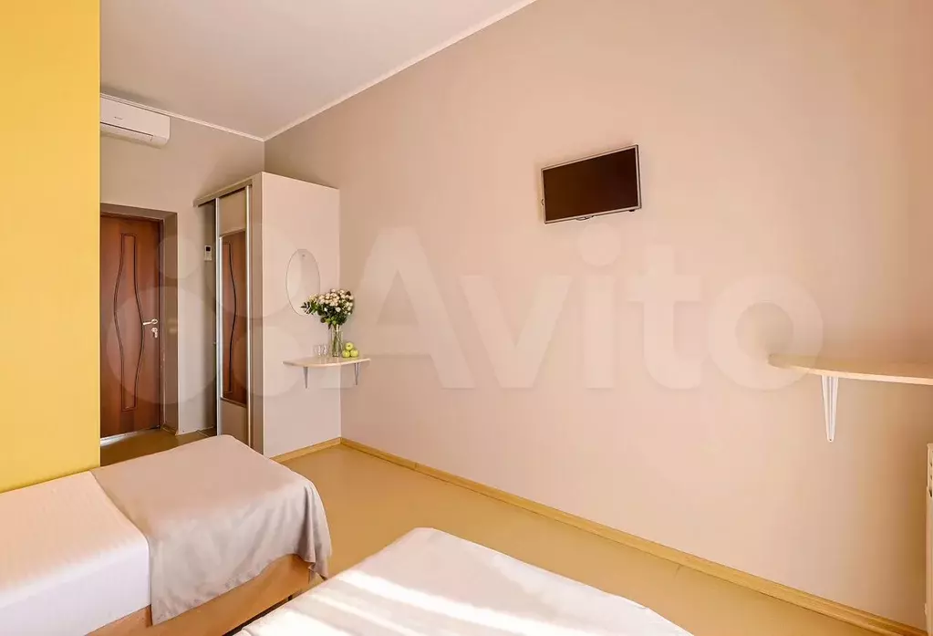 Комната 15 м, 1/3 эт. - Фото 0