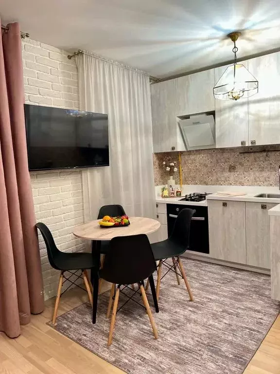 2-к кв. Карелия, Петрозаводск просп. Ленина, 17 (38.0 м) - Фото 0