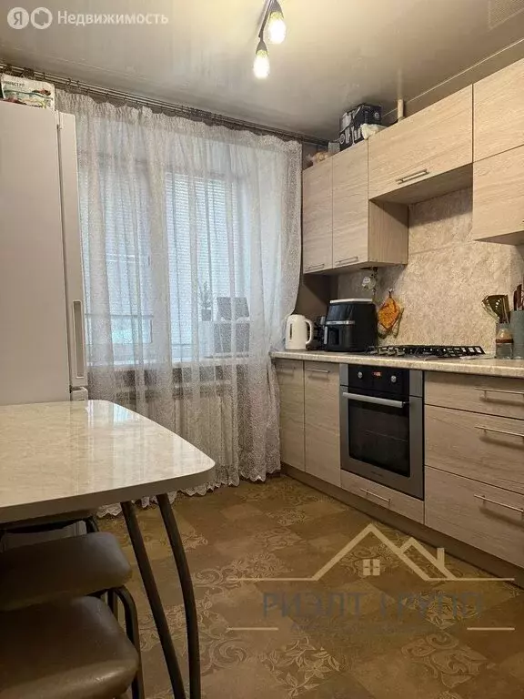 2-комнатная квартира: село Осиново, улица 50-летия Победы, 1 (49.4 м) - Фото 2