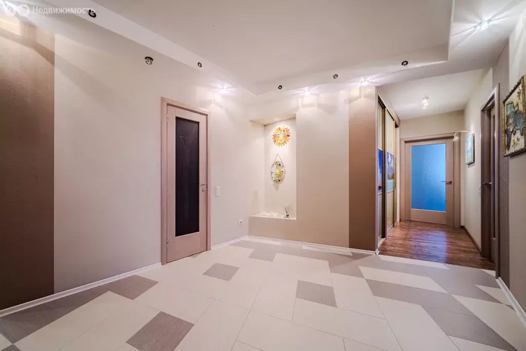 3-комнатная квартира: Санкт-Петербург, проспект Космонавтов, 61к2 (114 ... - Фото 2