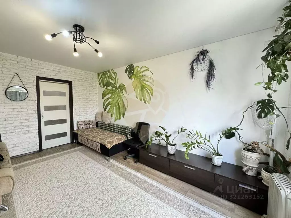 1-к кв. Белгородская область, Старый Оскол Конева мкр, 5 (38.6 м) - Фото 1