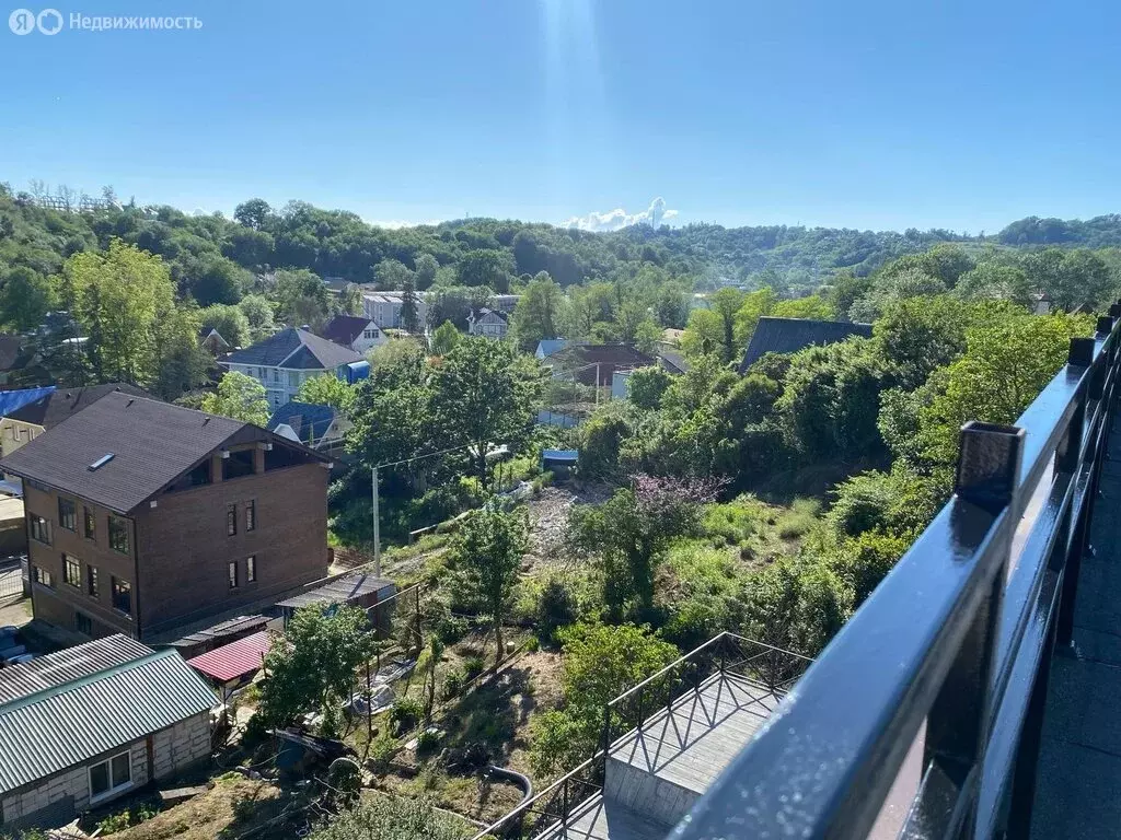 Дом в Орёл-Изумруд, улица Лазурная Долина, 18Б (285 м) - Фото 1