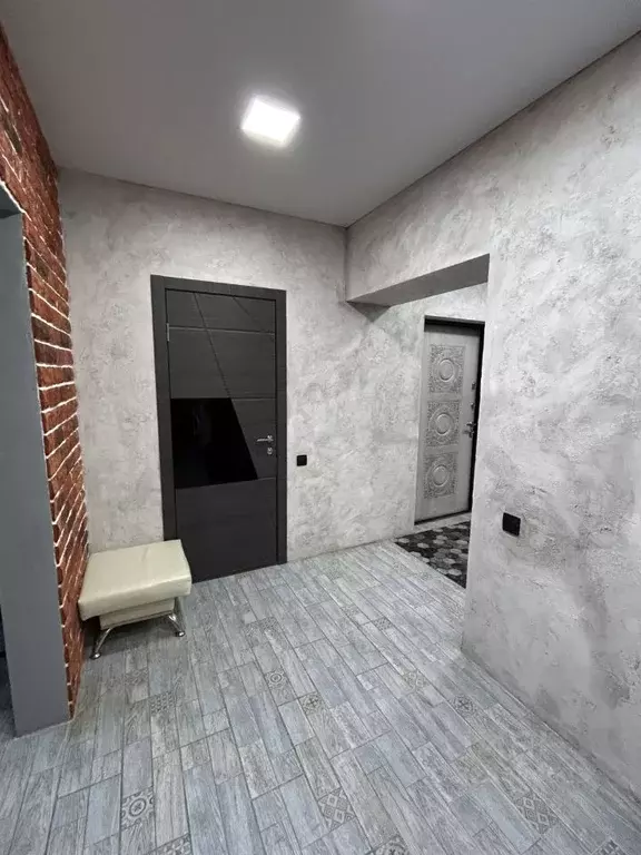 3-к кв. Саратовская область, Энгельс ул. Тельмана, 26 (92.9 м) - Фото 1