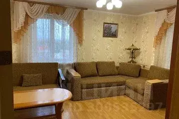 2-к кв. Крым, Феодосия бул. Старшинова, 10А (65.0 м) - Фото 0