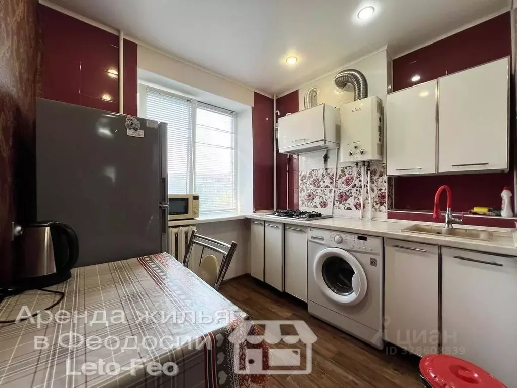 1-к кв. Крым, Феодосия бул. Старшинова, 10 (32.0 м) - Фото 2