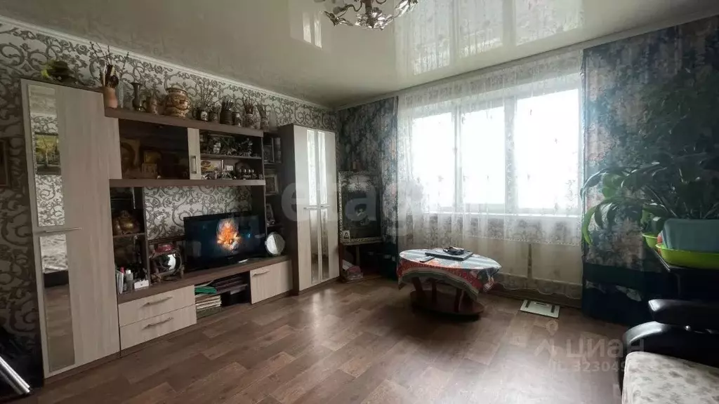 2-к кв. Кемеровская область, Прокопьевск ул. Есенина, 78 (56.2 м) - Фото 1