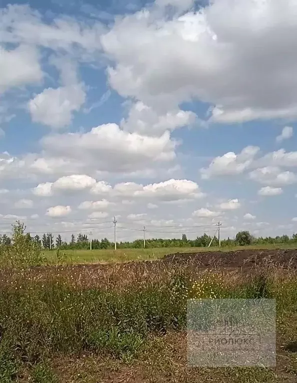 Участок в Челябинская область, Магнитогорск ул. Брединская (9.0 сот.) - Фото 1