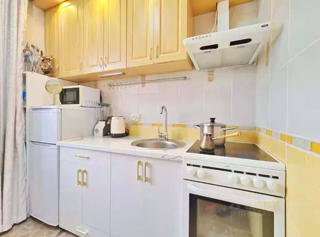 1-к кв. Краснодарский край, Сочи Гагарина мкр, ул. Чайковского, 2Б ... - Фото 1