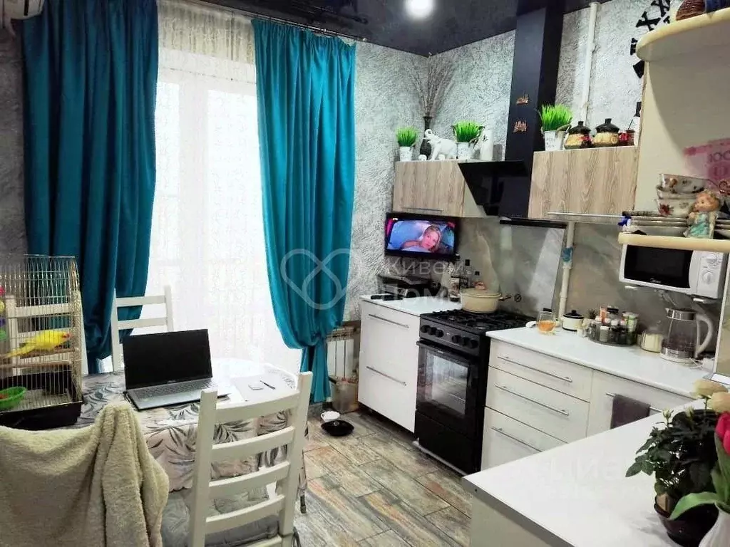 2-к кв. Волгоградская область, Волгоград ул. Фадеева, 35Б (47.2 м) - Фото 0
