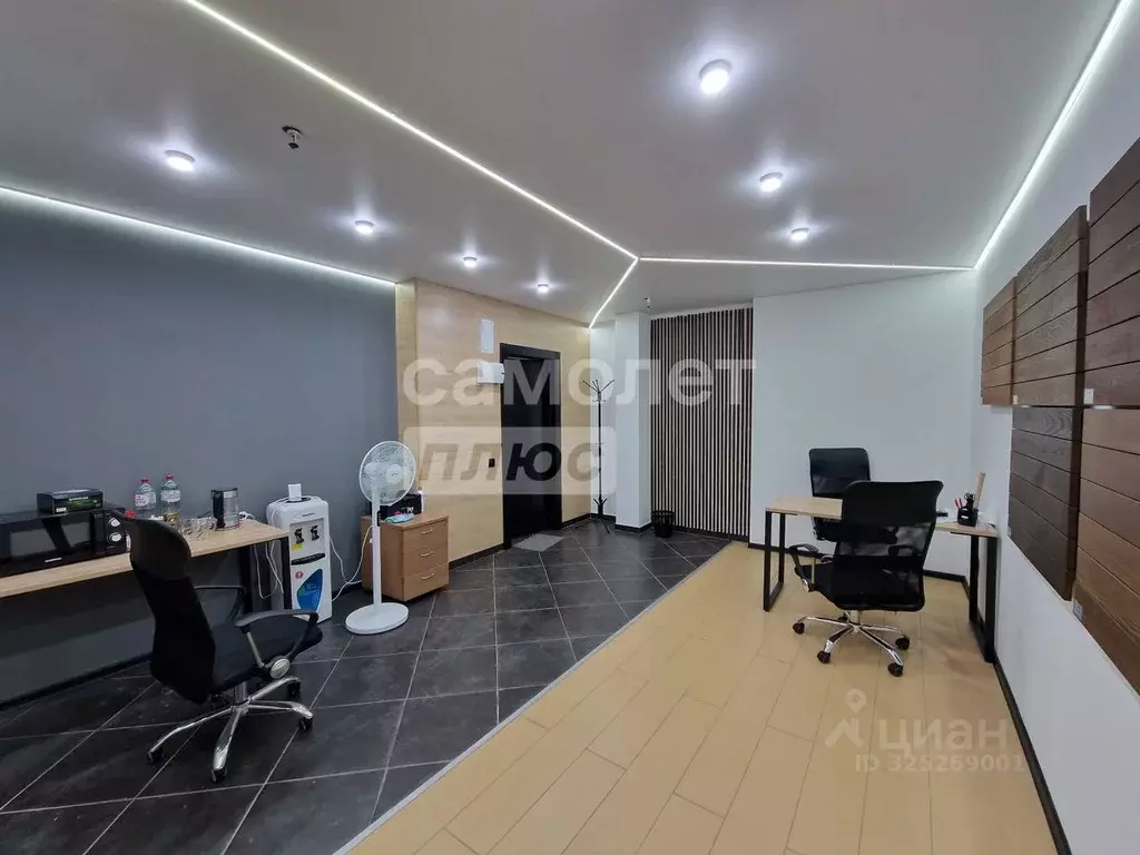 Офис в Татарстан, Казань ул. Горького, 2 (23 м) - Фото 2