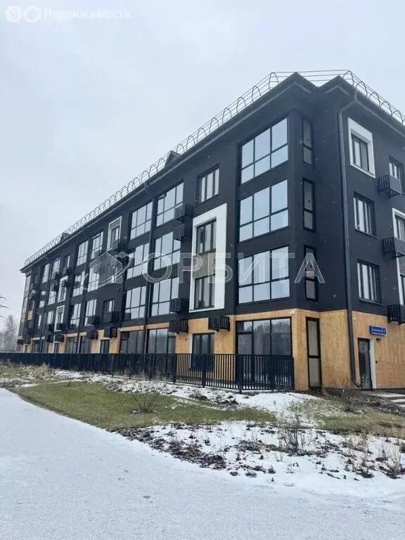 1-комнатная квартира: Тюмень, улица Игоря Комиссарова, 7 (52 м) - Фото 1